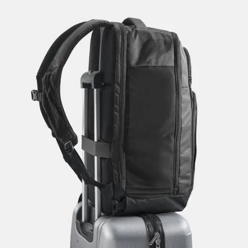 Sac à dos de voyage et de randonnée Decathlon Escape 32L Black