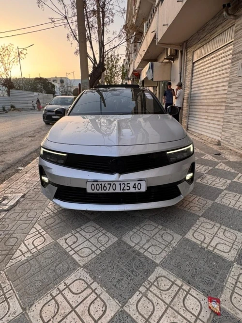 Opel Astra 2025 