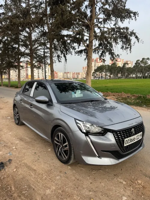 Peugeot 208 2022 Allure
