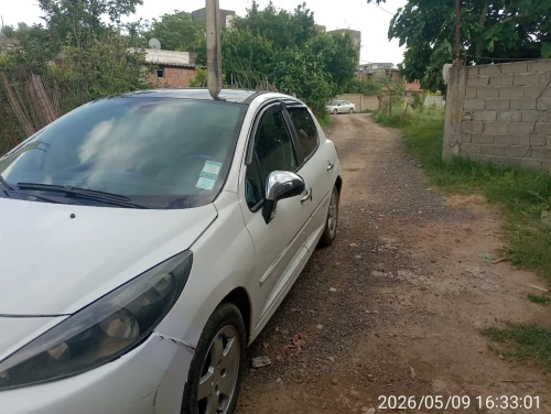Peugeot 207 2012 HDI