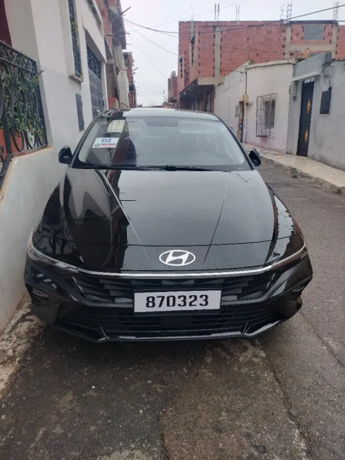 Hyundai Elantra 2025 La tout option