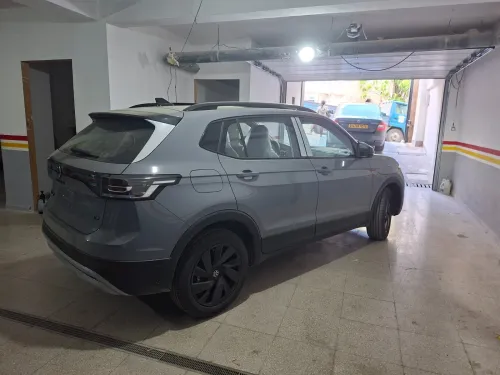 Volkswagen Tahru 2025 Full option balck édition
