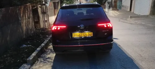 Volkswagen Tiguan 2025 300 TSI