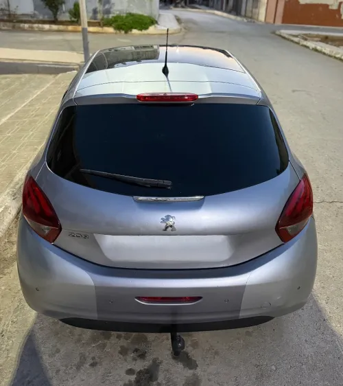 Peugeot 208 2019 Allure Facelift