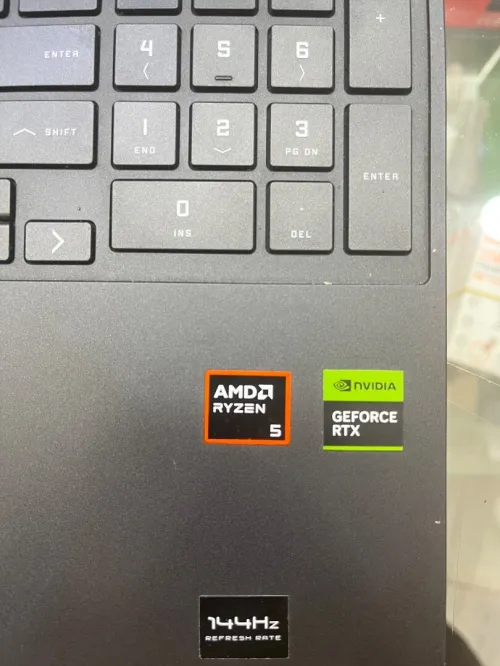 LAPTOP HP VICTUS 15