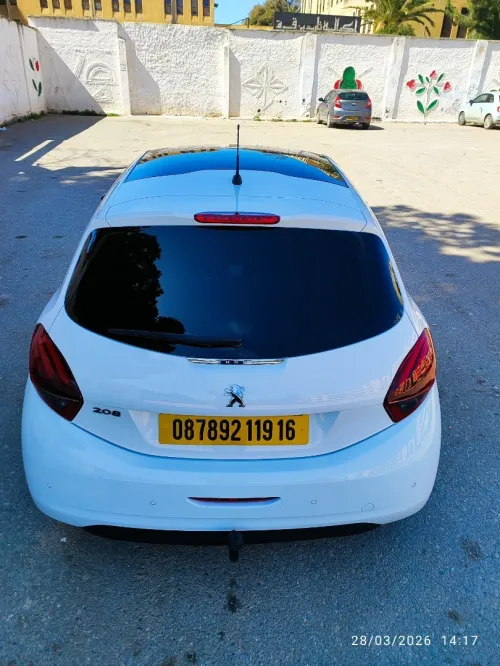 Peugeot 208 2019 Allure Facelift