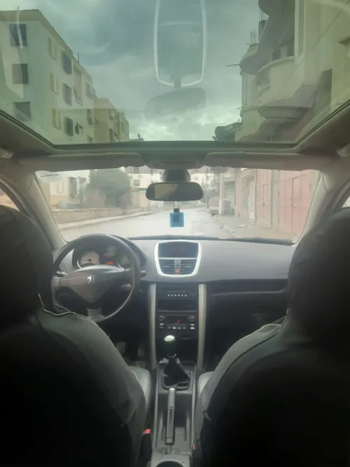 Peugeot 207 2011 