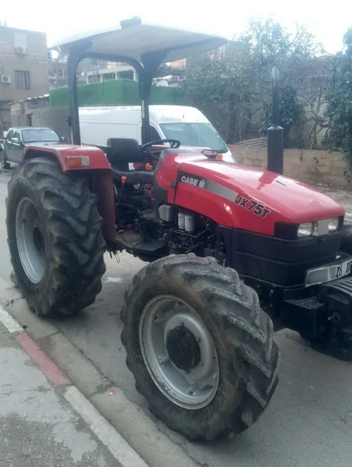 Tracteur جرار CASE IH JX75T 2016