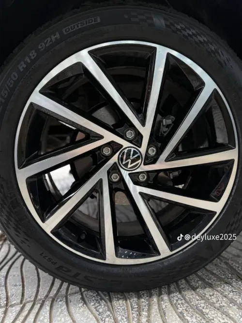Volkswagen T-Roc 2025 R-Line 