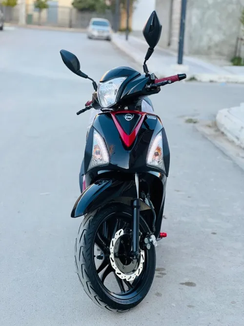 Sym St 2025