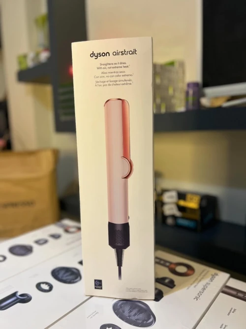 dyson airstrait