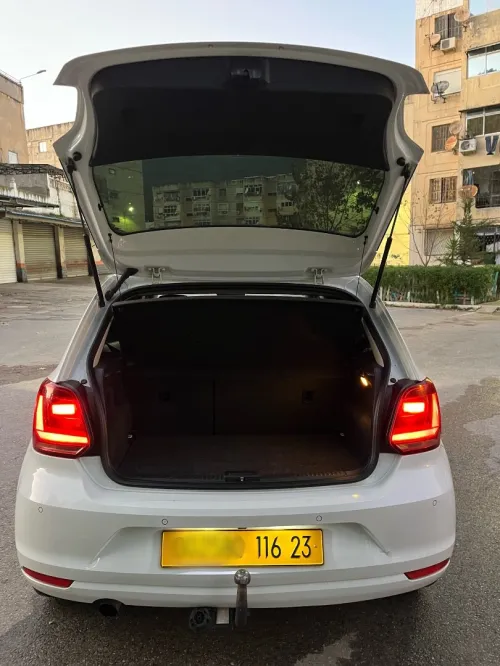 Volkswagen Polo 2016 La Carat
