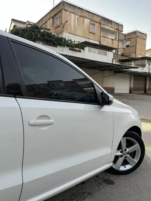 Volkswagen Polo 2016 La Carat