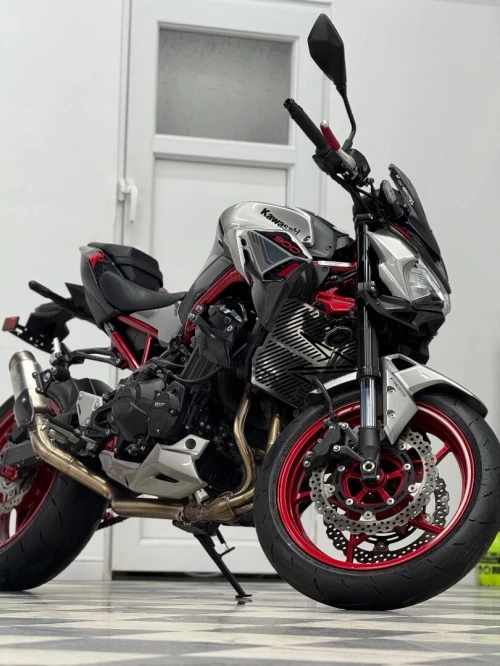 Kawazaki Z900 2023
