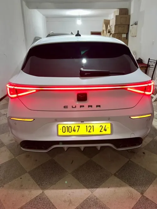 Cupra  Leon 2021 