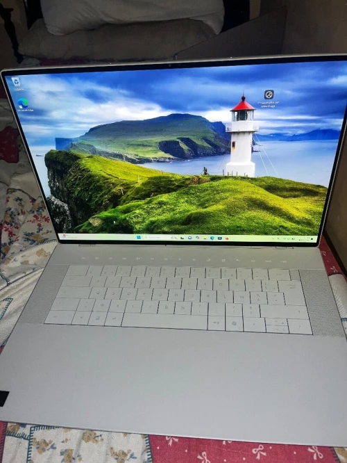 Workstation Dell xps 16 9640