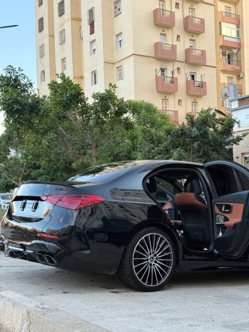 Mercedes C220 2023 
