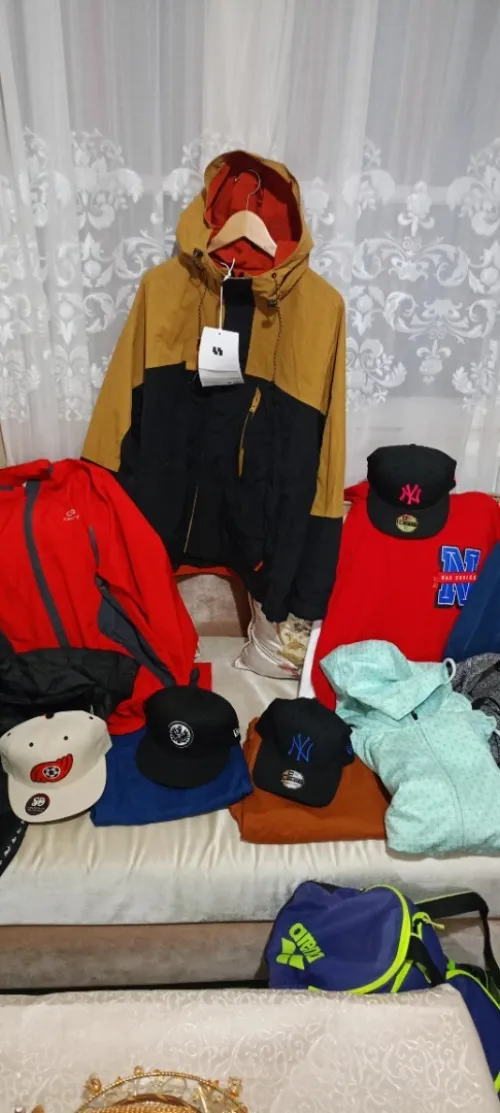 Lot de vêtements a vendre