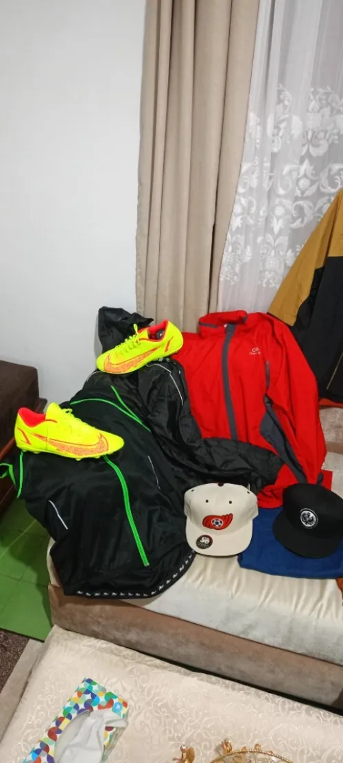 Lot de vêtements a vendre