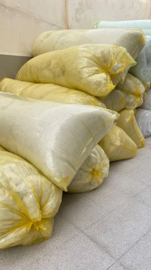 L'ouate et fibre (solide, siliconée)