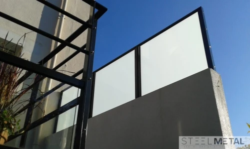 Escaliers-Garde-corps-Portes métalliques-Clôtures, portails, grilles décoratives,brise-soleil 