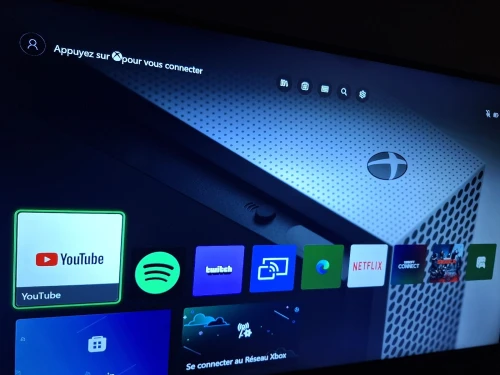 Xbox One S 1Tb - Etat Neuf avec Boîte