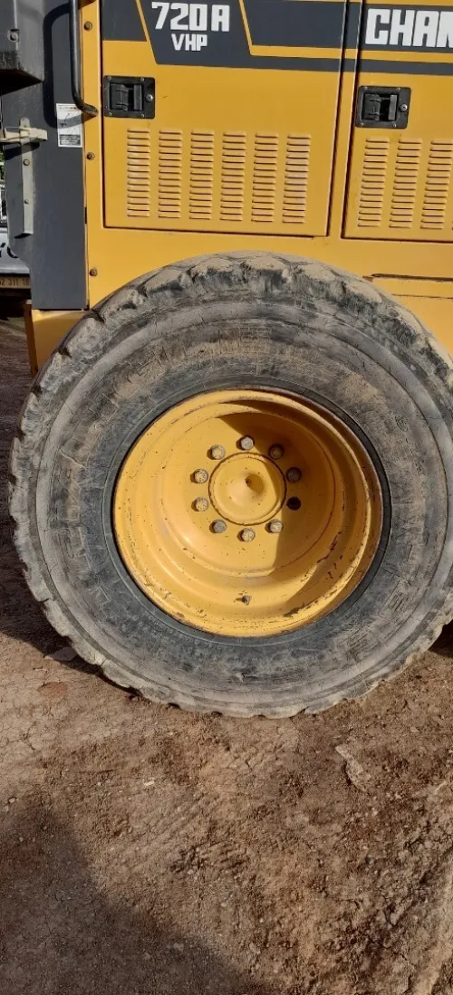 نيفلاز Niveleuse Champion 720A VHP series VI 