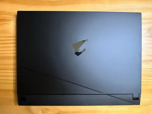 Gigabyte AORUS 15 9KF 2023 i5 12500 RTX 4060 140W 360hz 16GB RAM