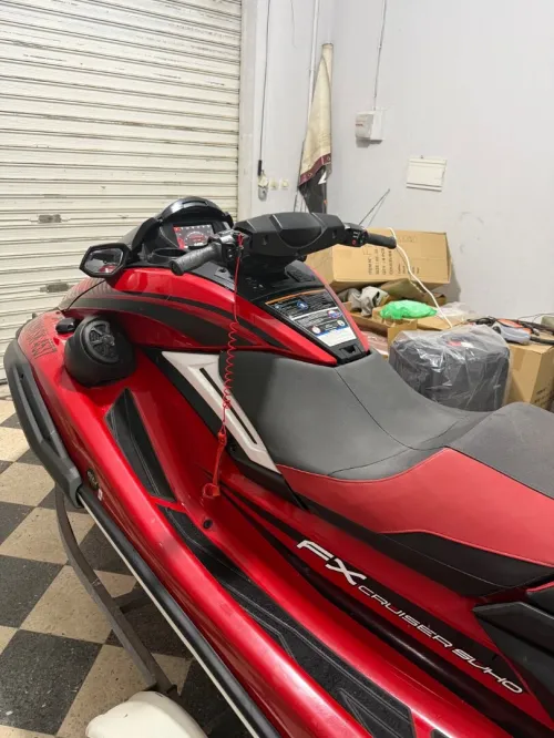 Jet ski