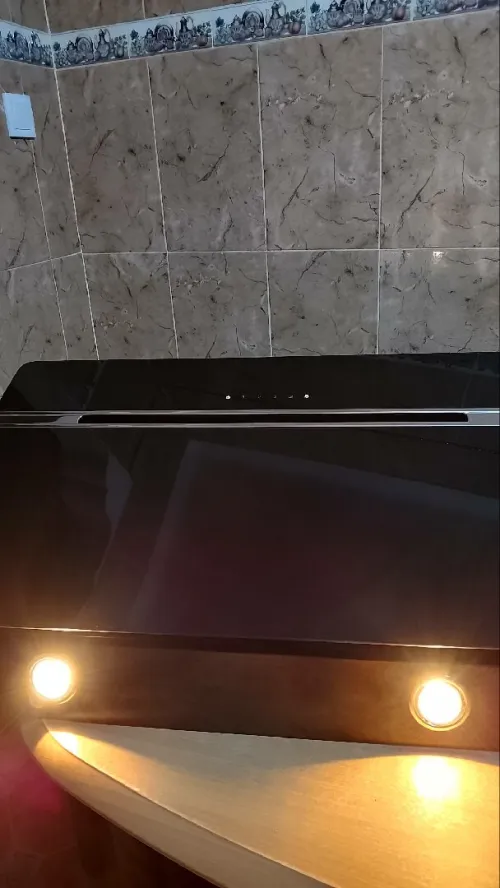 Hotte condor 90 cm fabriqué en Pologne toute neuve jamais utilisé
