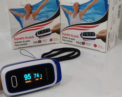 OXYMÈTRE DE POULS ECRAN LUMINEUX -STARCARE-