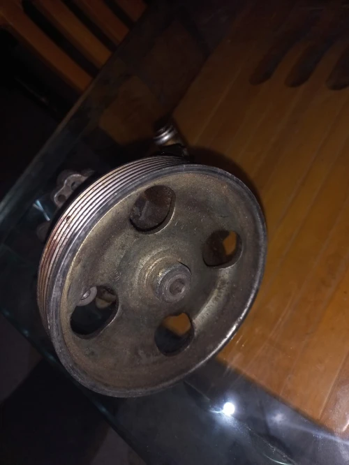 Pompe assistée Peugeot 2.2 hdi 136  607 806 807 c5 406 407