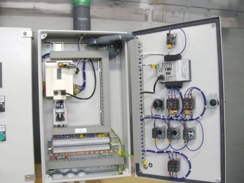 Installations électriques et maintenance Électrique Et Cablage Armoire Électrique