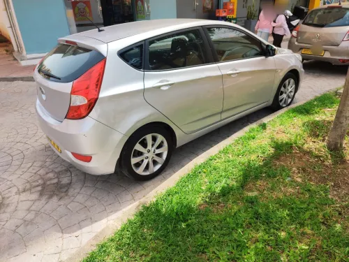 Hyundai Accent RB  5 portes 2017 GL DZ