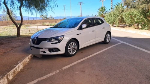 Renault Megane 4  2020 Itens