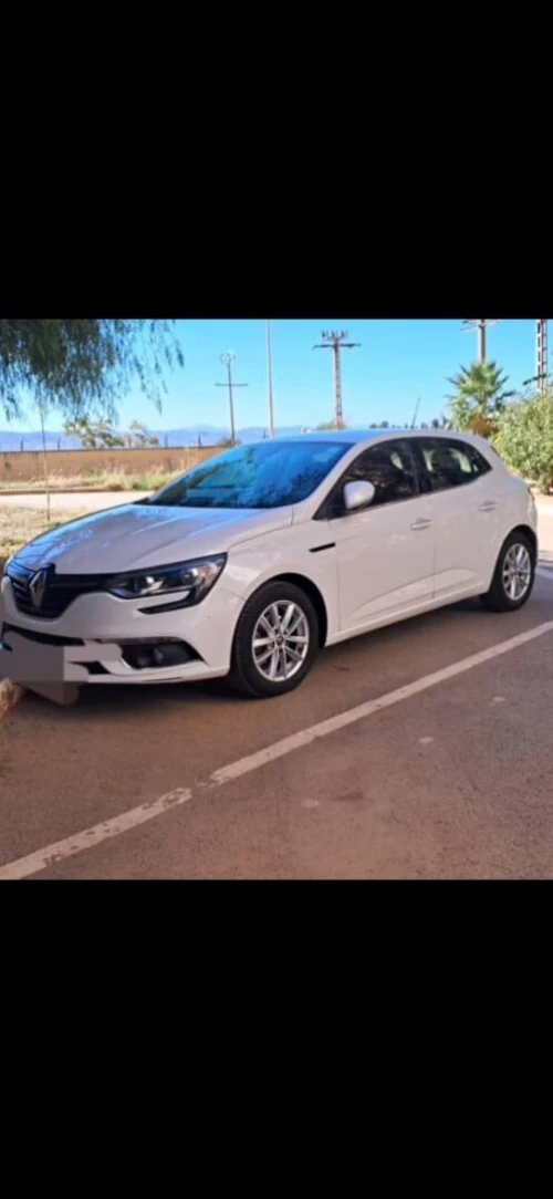 Renault Megane 4  2020 Itens