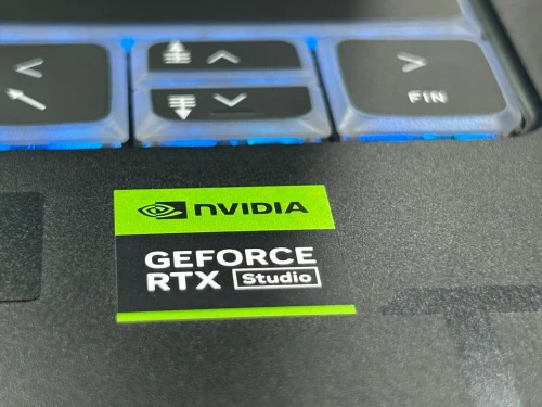 HP OMEN TRENSCEND 14 UTRA 9 185H 32Go 1To ssd RTX 4060 4K 