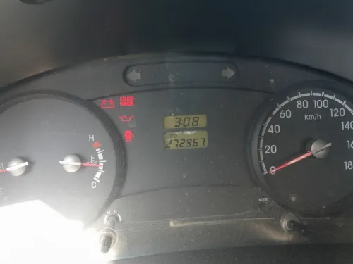 Kia 2700 Camion plateau 2011
