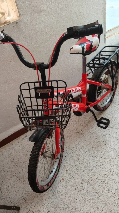 À vendre un vélo 16 pousse
