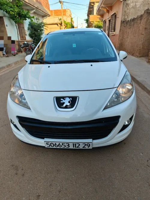 Peugeot 207 2012 
