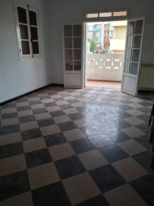 Location Appartement Niveau de villa F5 Alger Baba hassen