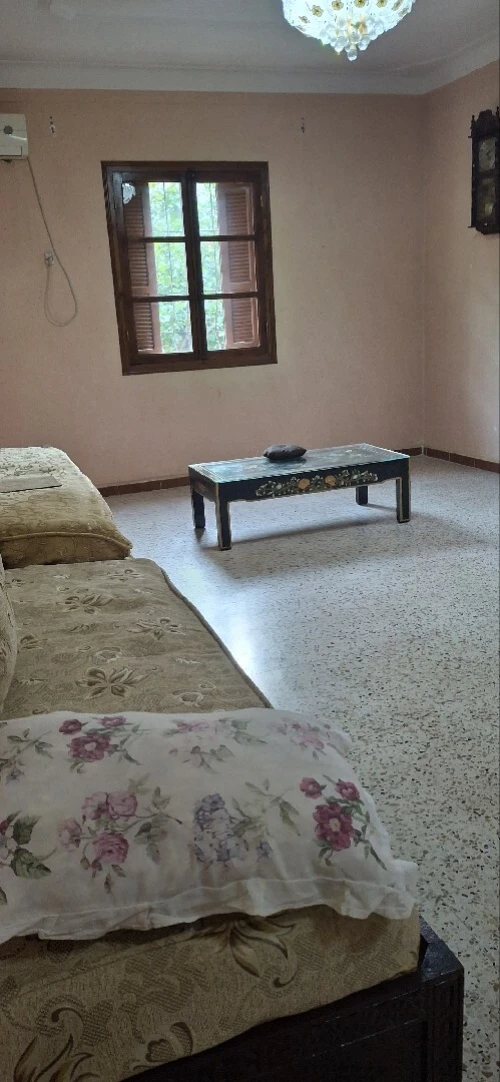Location Appartement Niveau de villa F5 Alger Baba hassen