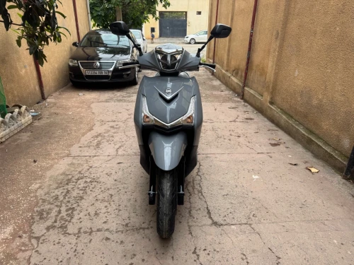 ´ Sym HD300 2025