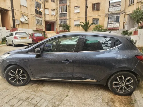 Renault Clio 4 2019 Limited 2