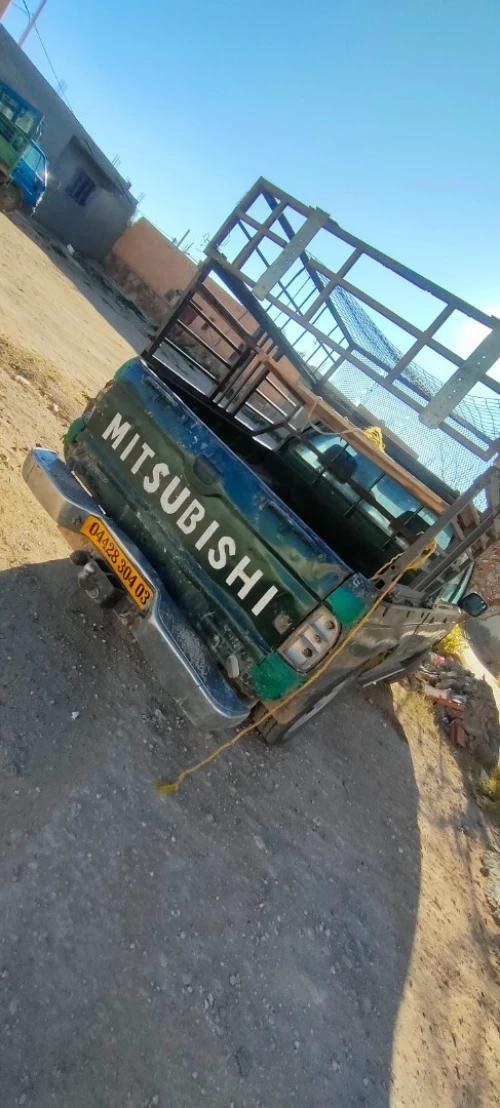 Mitsubishi L200 2004 L200