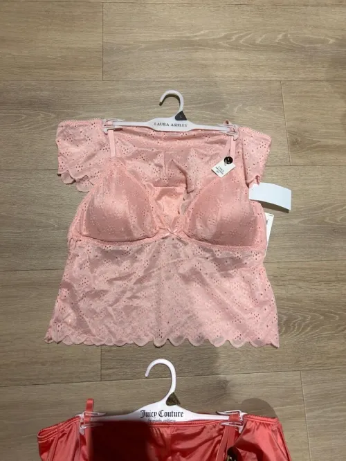 Sous vetement marque Laura Ashley