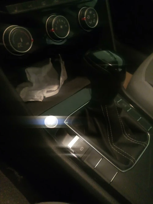Volkswagen Taos 2024 S black