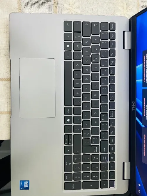Pc Dell latitude 5550 15 pouce intel ultra 7 165 u 16gb ram