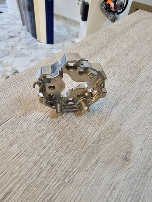 Moteur tubulaire pour volet roulant / محركات ستائر النوافذ CHERUBINI