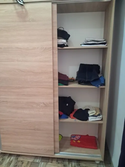 2 armoire neuve